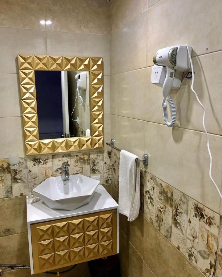 Mariam Hotel Tbilisi Exterior foto